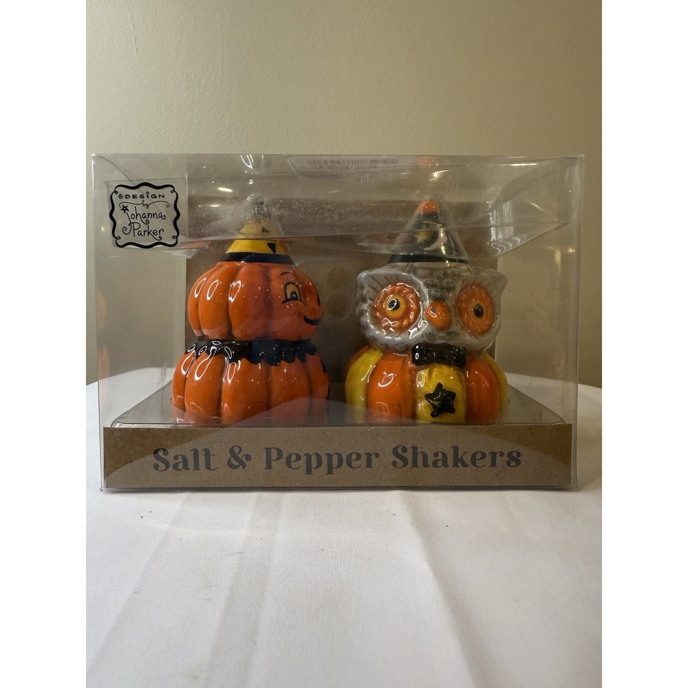 Johanna Parker Retro Pumpkin‎ Owl Fall Halloween Ceramic Salt & Pepper Shakers
